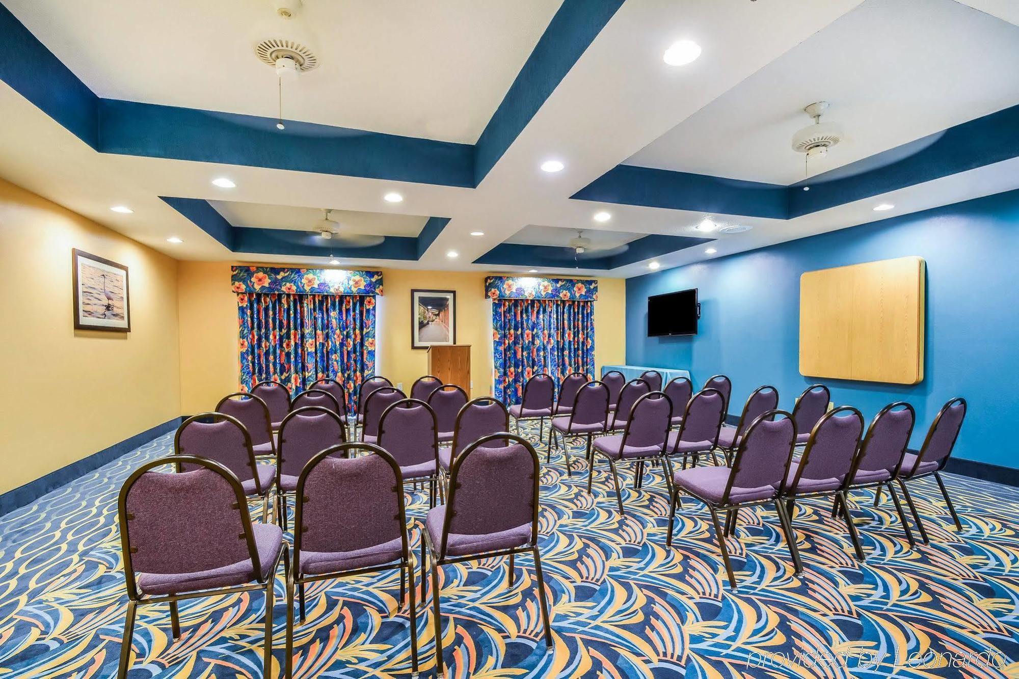 Hotel Comfort - Brandon 3*